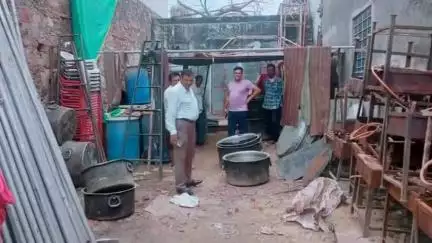 नांगल राजावतान: नांगल राजावतान के मुख्य बाजार में टेंट की दुकान के पास से चोरों ने 50 भगोने और 20 ढक्कन किए चुराए, पुलिस ने खंगाले सबूत