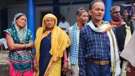 बिछिया: इमली टोला: आंगनवाड़ी मार्ग बंद होने से ग्रामीण परेशान, कलेक्टर से लगाई गुहार