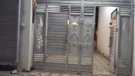 सहजनवा: भगवानपुर में बच्चों के विवाद में चली गोली, पिता-पुत्र को लगी गोली, दोनों मेडिकल कॉलेज में भर्ती, मौके पर पहुंची पुलिस