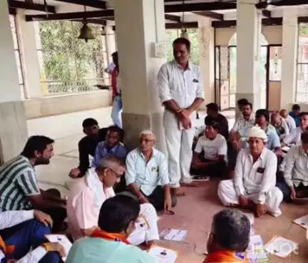गढ़ी: सरेड़ी बड़ी मंडल द्वारा सरेड़ी बड़ी में संविधान हत्या दिवस मनाया गया