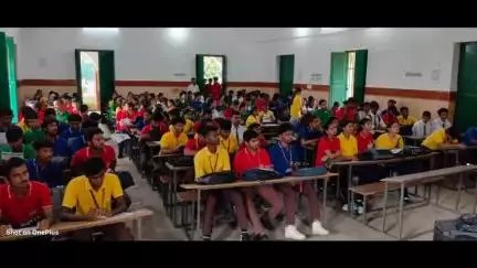 दुमका: नियोजन कार्यालय द्वारा एकदिवसीय करियर काउंसलिंग सत्र का आयोजन