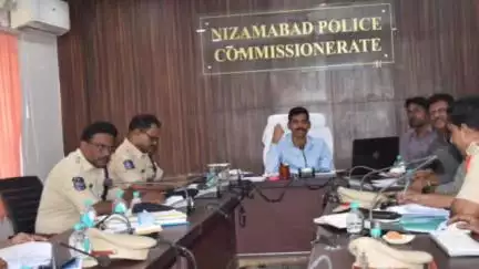 నిజామాబాద్ రూరల్: చోరీల విషయంలో ట్రెండును అర్థం చేసుకొని పెట్రోల్ నిర్వహించాలి: పోలీసులకు పలు సూచనలు చేసిన సిపి సాయి చైతన్య