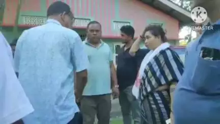 শিৱসাগৰ: মোক মিঞা নালাগে, মিঞাই মোৰ মূৰত নাচিছিলে ' হাতীঘূলীৰ পদুমণি অনুষ্ঠিত এক অনুষ্ঠানত এই মন্তব্য  বিজেপি নেত্ৰী অংকিতা দত্তৰ