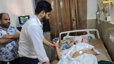 হাইলাকান্দি: ইসলামি পন্ডিত শাহ সুফি মাওলানা মইন উদ্দিন কাজী তেলিটিকরির স্বাস্থ্যের খোঁজ নিলেনAAF-র চেয়ারম্যান