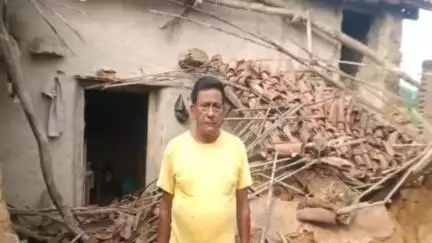 गोमिया: बड़कीपुन्नू में जंगली हाथियों का आतंक, पोल्ट्री फार्म व घर तोड़े, फसलें नष्ट, ग्रामीणों में दहशत