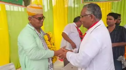 बीकानेर: चूरू से बीकानेर जाते वक्त मोमासर में ग्रामीणों ने शिक्षा मंत्री दिलावर का किया स्वागत