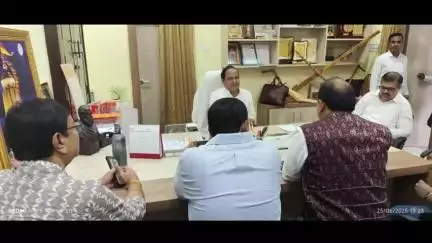 ବିଜେପୁର: ଭୁବନେଶ୍ୱର ଠାରେ ମଣ୍ଡି ସମସ୍ୟା ନେଇ ଖାଦ୍ୟ ଓ ଯୋଗାଣ ମନ୍ତ୍ରୀ ଙ୍କୁ ଭେଟିଲେ ବିଜେପୁର ବିଧାୟକ ସନତ କୁମାର ଗଡ଼ତିଆ