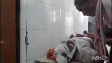 देेेवरिया: देवरिया रेलवे स्टेशन पर बैठने को लेकर हुई मारपीट में एक यात्री घायल, जीआरपी ने कराया उपचार के लिए इमरजेंसी भेजा