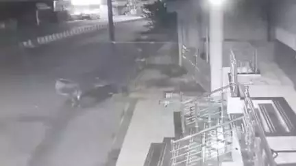 दिग्रस: शहरातील वडवाला जीन येथून रात्रीच्या अंधारात इनोव्हा वाहनाच्या साहयाने गायी चोरली, घटना सीसीटीव्हीत कैद