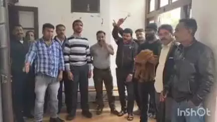 नैनीताल: देवभूमि उत्तराखंड सफाई कर्मचारी संघ ने एनपीएस भुगतान की मांग को लेकर धरना जारी रखा