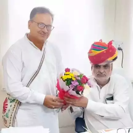 रायसिंहनगर: रायसिंहनगर नगर पालिका अध्यक्ष मनीष मोहन ने नगरीय विकास एवं शासन विभाग के मंत्री से की मुलाकात