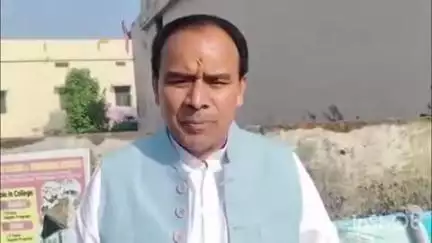 नैनीताल: कुविवि शिक्षक संघ (कूटा) ने उच्च शिक्षा मंत्री को ज्ञापन सौंपकर शिक्षकों की समस्याओं के समाधान की मांग की