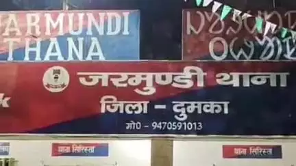 जरमुण्डी: दर्शनीया टिकर सरडीहा बाईपास मार्ग पर बाइक फिसलने से बाइक चालक घायल, अस्पताल में भर्ती