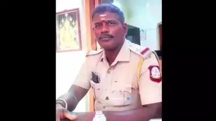 எட்டயபுரம்: வீரப்பட்டியில் 21 குண்டுகள் முழங்க காவல் உதவி ஆய்வாளர் உடல் தகனம்