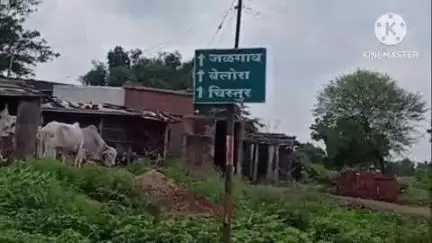 आष्टी: जळगाव बेलोरा आणि वर्धापूर येथे अवैध गावठी मोहा दारू विक्री करणाऱ्यांवर पोलिसांनी केली कारवाई, आरोपींवर गुन्हा दाखल