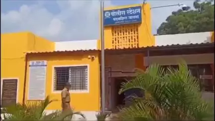 जालना: राष्ट्रवादी शरद पवार गटाचे सामाजिक न्याय विभागाचे जिल्हाध्यक्ष सुरेश खंडाळे यांच्यासह त्यांच्या मुलावर खंडणीचा गुन्हा