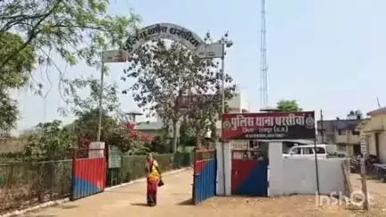 रायपुर: शराब दुकान में चाकूबाजी, पूर्व सहकर्मी ने दौड़ाकर चाकू से किए दर्जनों वार, आरोपी की तलाश जारी