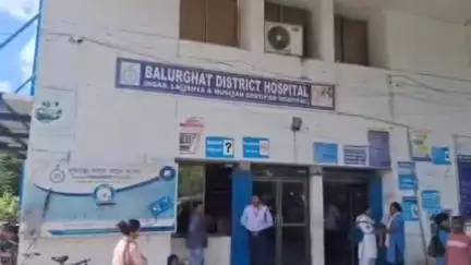 বালুরঘাট: হাসপাতালের গাফিলতিতে সদ্যোজাতে মৃত্যুর অভিযোগ, বালুরঘাট সুপার স্পেশালিটি হাসপাতালে বিক্ষোভ; দায়ের হল লিখিত অভিযোগ