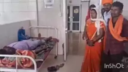 निवास: ग्राम पत्थर्री में खेत पर कृषि कार्य करते समय किसान को सांप ने काटा, CHC में भर्ती