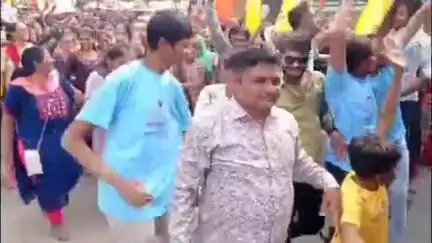 બાવળા: કેલિયા વાસણા ગામેથી નીકળનારી રથયાત્રા સંદર્ભે ભગવાનના મામેરાનો કાર્યક્રમ યોજાયો