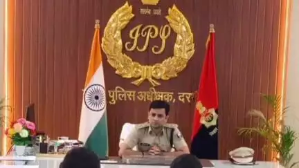 दरभंगा: लहेरियासराय स्थित पुलिस कार्यालय में विभिन्न थानों से आए लोगों की समस्याओं की सुनवाई हुई