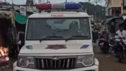 पुसद: जुनूना वरुड बीबी येथे रस्त्यावर बैल बांधण्याच्या कारणवरून वाद, एकाला काठीने मारहाण