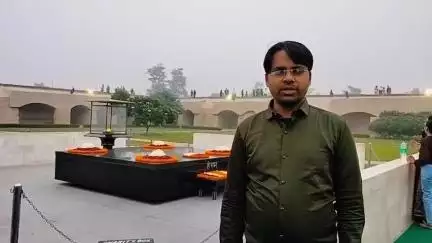 #राजीव_गांधी_स्थल_विज्ञान_प्रौद्योगिकी का भारत मे योगदान के लिए बहुआयामी दल ने अर्पित की श्रद्धांजलि