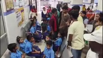 बक्सर: स्कूल के खाने में मिली छिपकली, हंगामे के बाद मध्य विद्यालय हरिकिशुनपुर के हेडमास्टर सस्पेंड