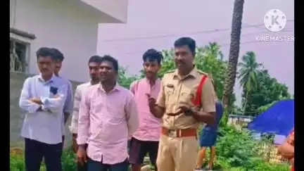 వైరా: అష్టగుర్తి గ్రామంలో సీసం గోలీలాట టోర్నమెంట్ ప్రారంభించిన ఎస్సై రామారావు