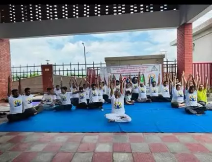 क्षेत्रीय होम्योपैथी अनुसंधान संस्थान, सिलीगुड़ी में योगसंगम 2025 का आयोजन किया गया।

#YogaForOneEarthOneHealth