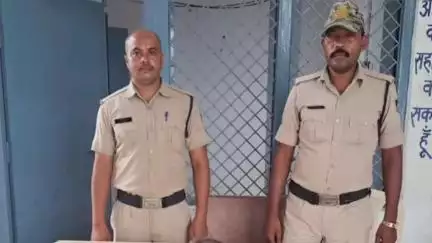 राजनगर: बमीठा पुलिस ने एक अधेड़ उम्र के व्यक्ति को अवैध कट्टे के साथ किया गिरफ्तार
