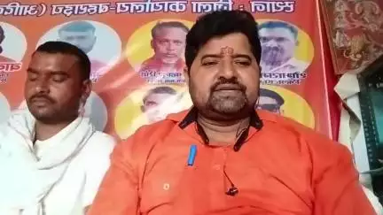 माननीय मुख्यमंत्री महोदय1 माह से ज्यादा हो रहे हैं घटना हुई परंतु दरगाह थाने की पुलिस नहीं लिखा मुकदमापीड़ित महिला ने बतायाजेवराज छीन लिए गए पैसा भी छीन लिया मारा पीटाफिर भी मुकदमा दर्ज नहीं