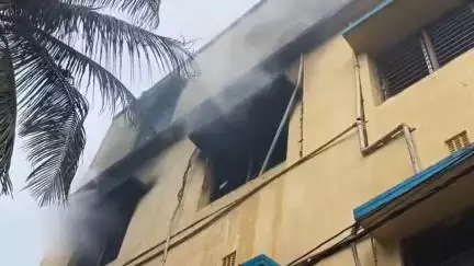 এগরা ১: এগরা কলেজে ভহাবহ আগুন। ঘটনাস্থলে দমকল।