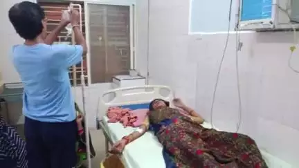 तालबेहट: पूराकला में बारिश के दौरान आकाशीय बिजली गिरने से एक महिला गंभीर रूप से झुलसी, अस्पताल में भर्ती