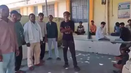 बुलंदशहर: गांव मिर्जापुर रामपुर कॉलोनी के पास बाइक की टक्कर से विक्की सवार व्यक्ति की हुई मौत