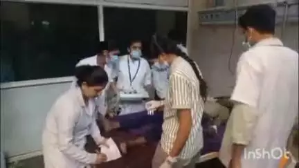 बिजनौर: नूरपुर के गांव टंडेरा में कर्ज से परेशान एक परिवार के चार सदस्यों ने खाया जहर, दो की हुई मौत