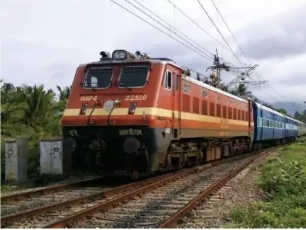 भारतीय रेलवे ने बढ़ाए टिकटों के दाम, जानिए अब कितना महंगा होगा सफर