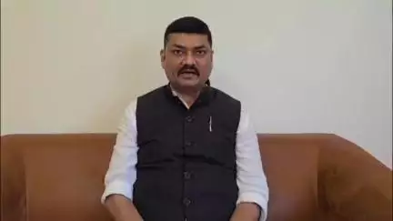 બોટાદના ધારાસભ્ય ઉમેશ મકવાણાએ વિધાનસભામાં AAPના દંડક પદેથી આપ્યુ રાજીનામું