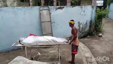 मुंगेर: जमालपुर स्टेशन के प्लेटफार्म 2 से रेल पुलिस ने अज्ञात शव बरामद कर पोस्टमार्टम के लिए भेजा