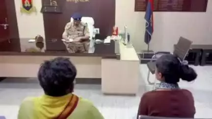 अकबरपुर: माती पुलिस कार्यालय में SP ने पीड़ितों व फरियादियों की समस्याएं सुनीं, सभी संबंधित को निस्तारण के लिए दिए निर्देश