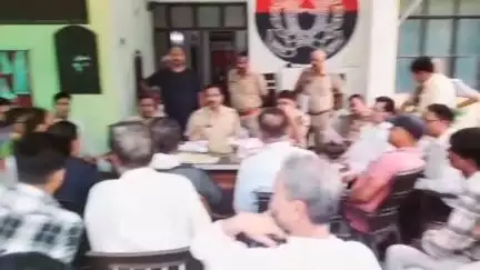 मऊ: जिले में मोहर्रम पर्व को लेकर पुलिस प्रशासन अलर्ट, कोपागंज थाने में पीस कमेटी की बैठक हुई