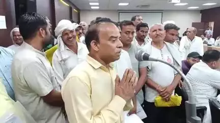 पलवल: मित्रोल निवासी अमरचंद शर्मा ने बिजली विभाग में भ्रष्टाचार को लेकर ज़िला उपायुक्त से गुहार लगाई!