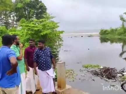 അമ്പലപ്പുഴ: നിർമ്മാണം പൂർത്തിയാക്കിയ വാടപ്പൊഴി കലുങ്ക്, കൽകെട്ട് എന്നിവിടങ്ങളിൽ എച്ച് സലാം എം.എൽ.എ സന്ദർശനം നടത്തി