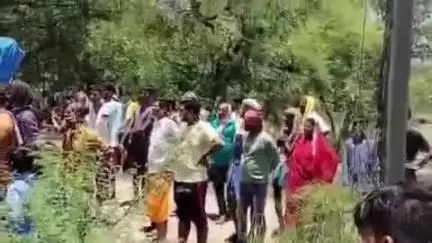 इटाढ़ी: सरेंजा-खतीबा मार्ग पर अज्ञात वाहन ने बाइक सवार को टक्कर मारी, मौके पर दर्दनाक मौत