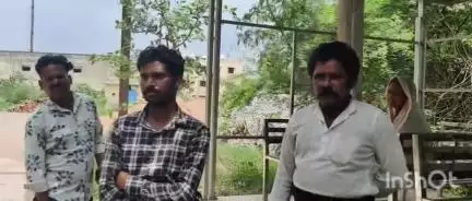 उरई: ग्राम सामी में रात के अंधेरे में घर जा रहे व्यक्ति का पैर फिसलने से वह कुएं में गिरा, डूबकर हुई दर्दनाक मौत