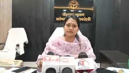 कलेक्ट्रेट में डीएम हर्षिता माथुर ने कावड़ यात्रा और अन्य त्योहारों को लेकर सुरक्षा व्यवस्था पर जारी किया बयान
