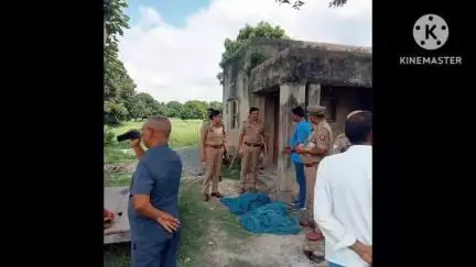 निज़ामाबाद: फरिहा स्थित कांटा वाली बाग के पीछे एक युवती का शव मिलने से मची सनसनी, पुलिस जांच में जुटी