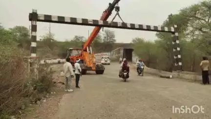 गुलाबगंज: रेलवे अंडर ब्रिज की मरम्मत कराने के लिए जिला पंचायत अध्यक्ष ने भोपाल डीआरएम को लिखा पत्र