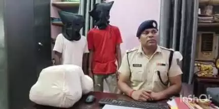 फतुहा: फोरलेन पर नूतन पेट्रोल पंप के पास पुलिस ने साढ़े सात किलो गांजे के साथ दो तस्करों को किया गिरफ्तार