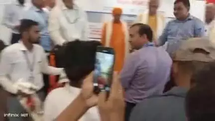 नौगढ़: होटल TGR में विशेष व्यापार सम्मेलन का आयोजन किया गया
